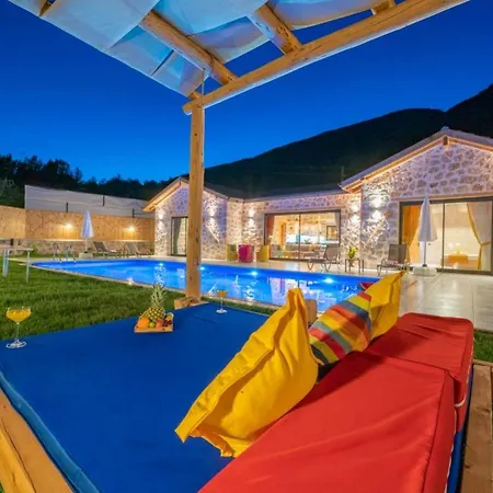 ヴィラ Saribelen Village Luxury - 7084 カルカン